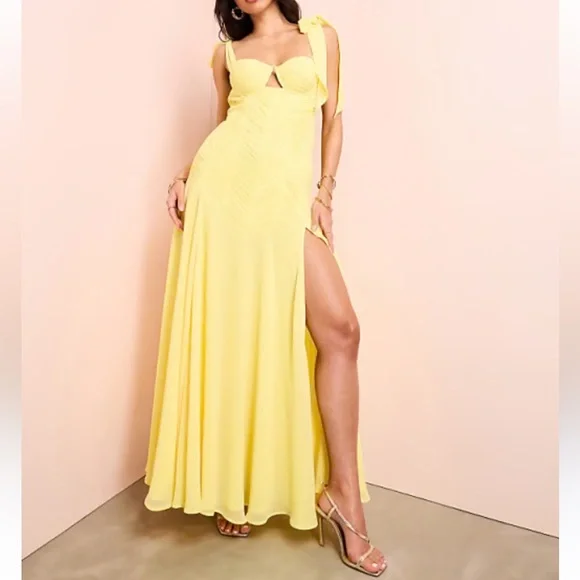 white christmas dresses Shylah Luxe Chiffon Floral Print Dress main image 1